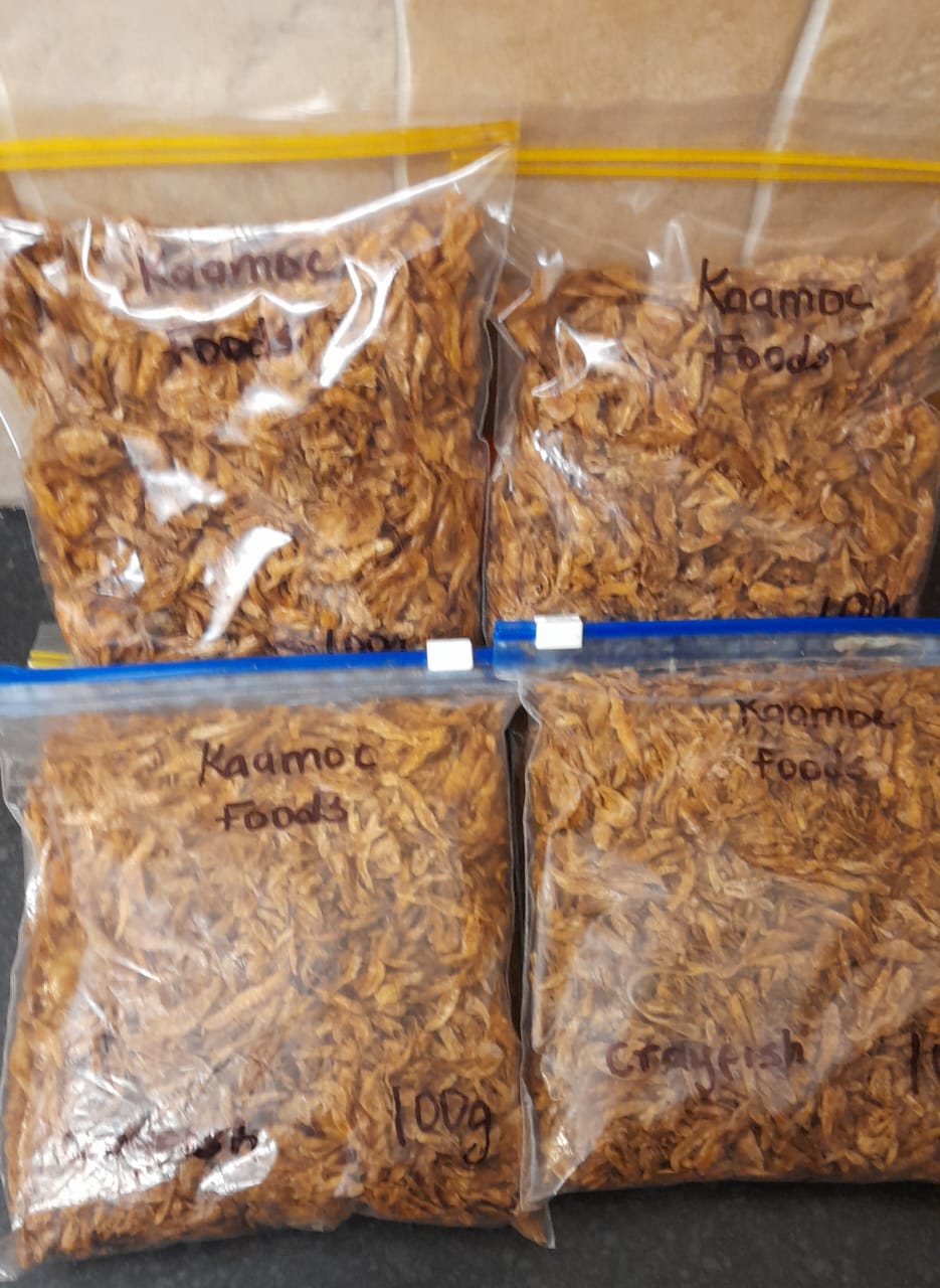 whole dried crayfish